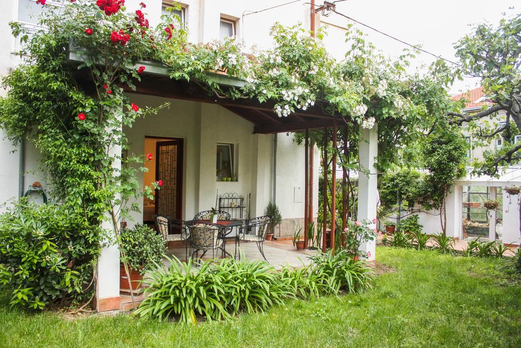 Studio Eden สปลิท ภายนอก รูปภาพ